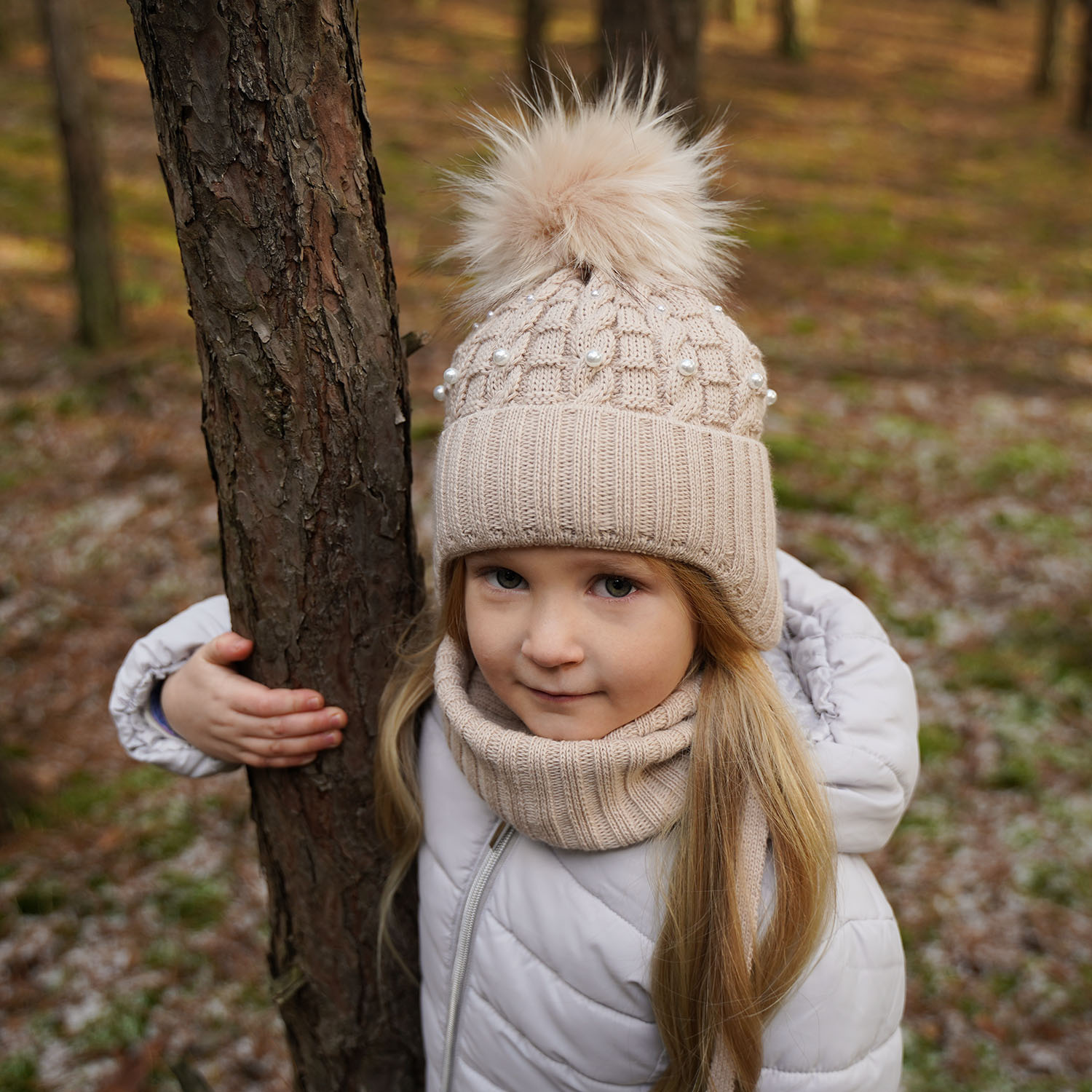 Flicka vinter set: mössa och halsduk, grå, med knytband, med pompom, Safona