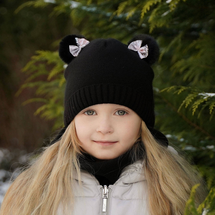 Flicka vinter set: mössa och tubhalsduk, svart, med två pompommar, knytband, Lilo