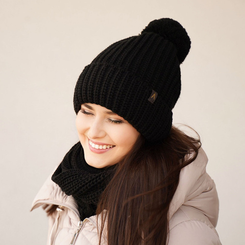 Dam vinter set: mössa och halsduk, rosa, med pompom, Lupita