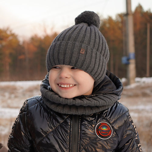 Pojke vinter set: mössa och tubhalsduk, grå, med pompom, Wiliam