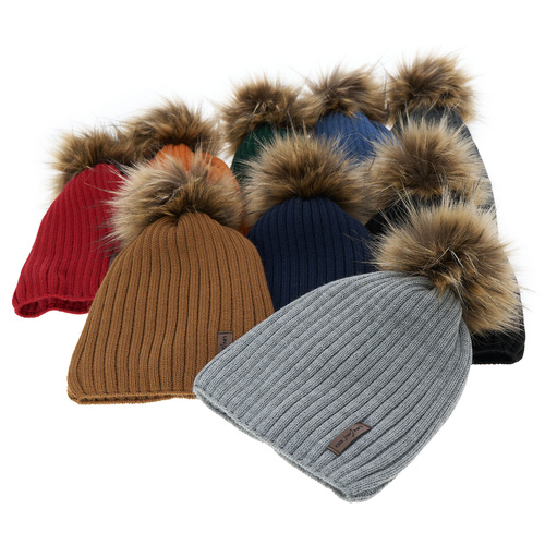 Pojke vintermössa, grå, med pompom, Amur
