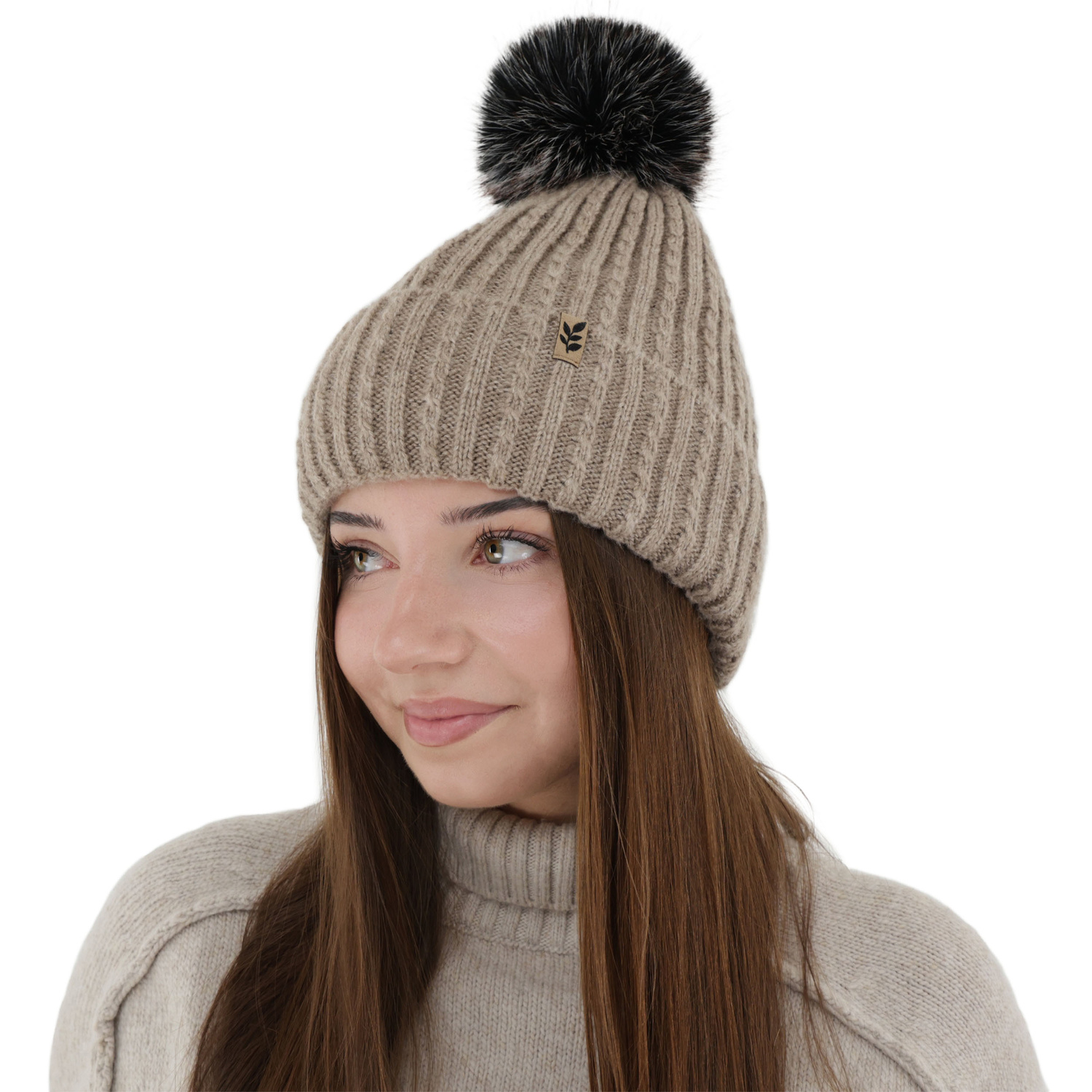 Dam vintermössa, beige, med pompom, Calista