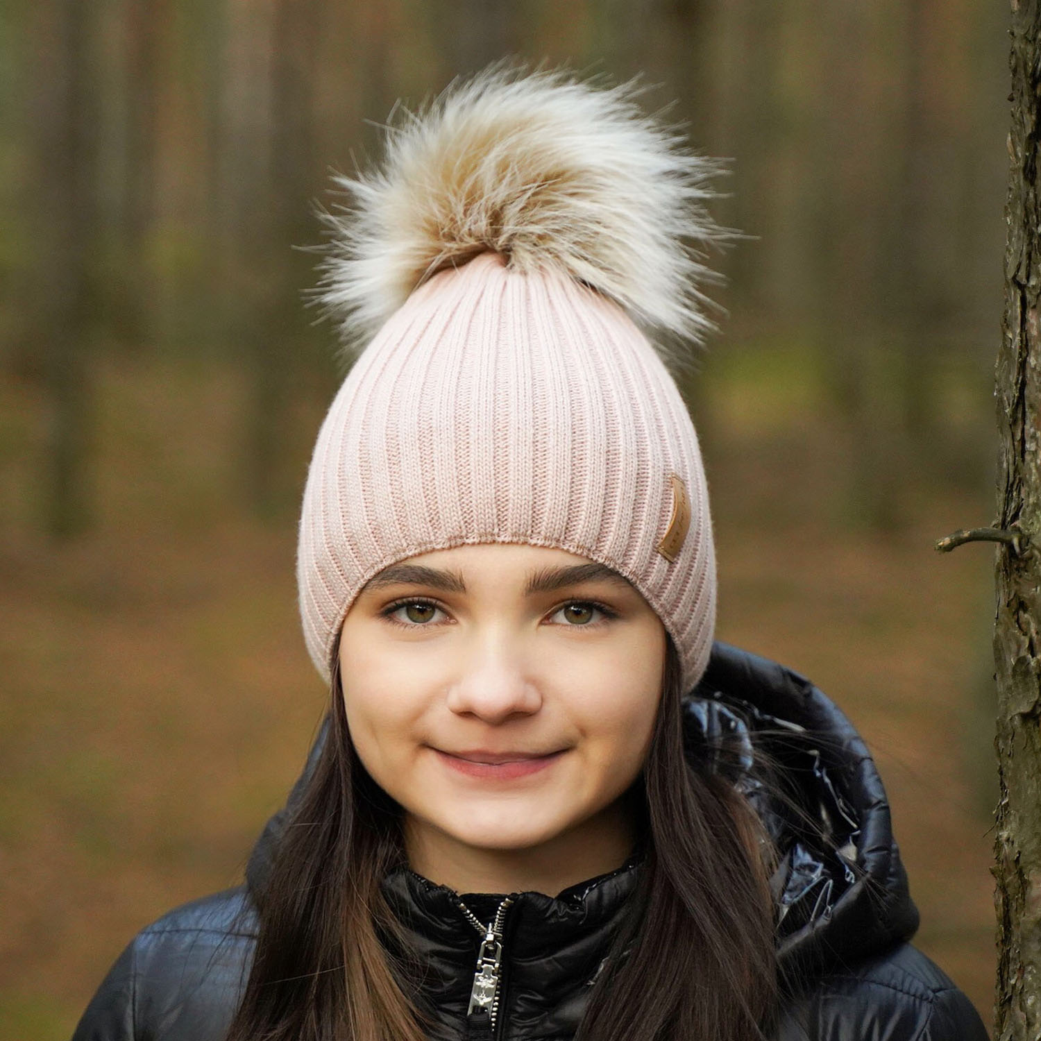 Flicka vintermössa, rosa, med pompom, Werbena