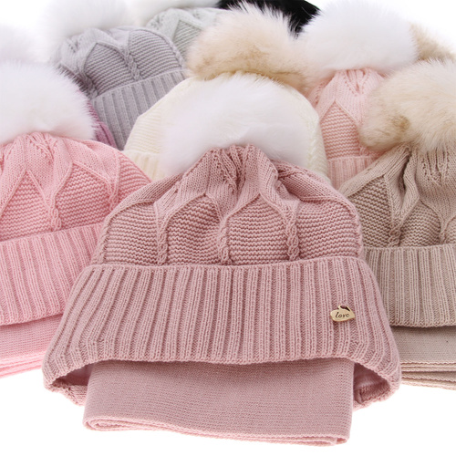 Flicka vinter set: mössa och halsduk, grå, med pompom, Altina