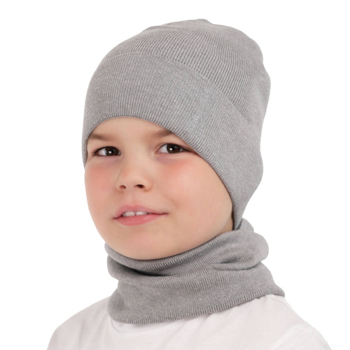 Grå