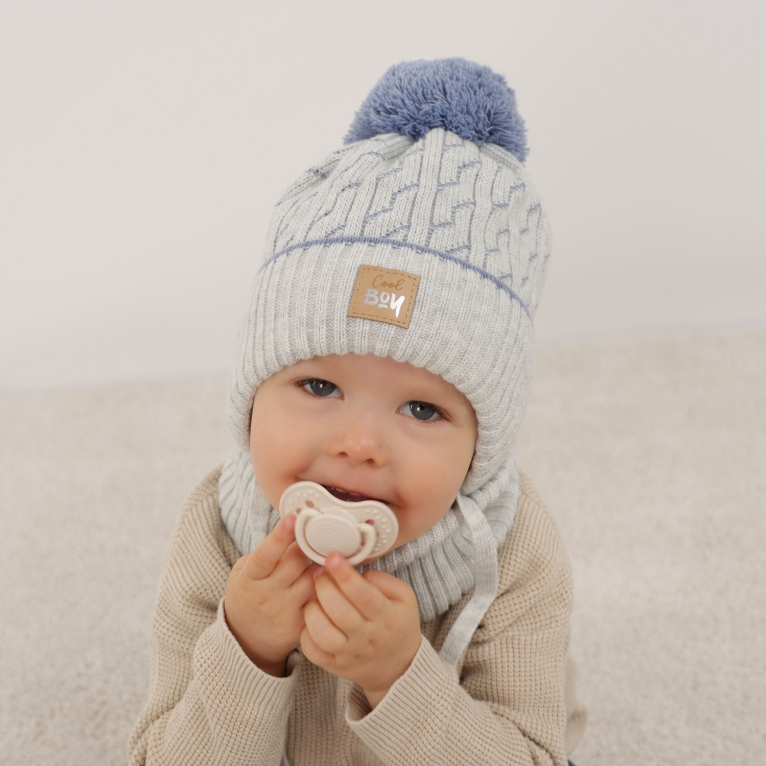 Pojke vinter set: mössa och halsduk, beige, med pompom, Pikolo