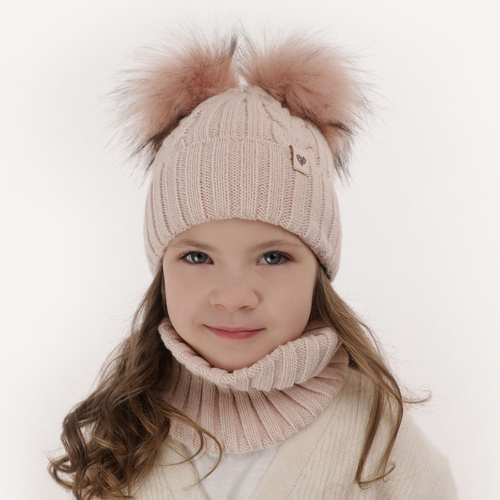 Flicka vinter set: mössa och halsduk, svart, med två pompommar, Amala
