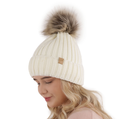 Dam vintermössa, beige, med pompom, Europa