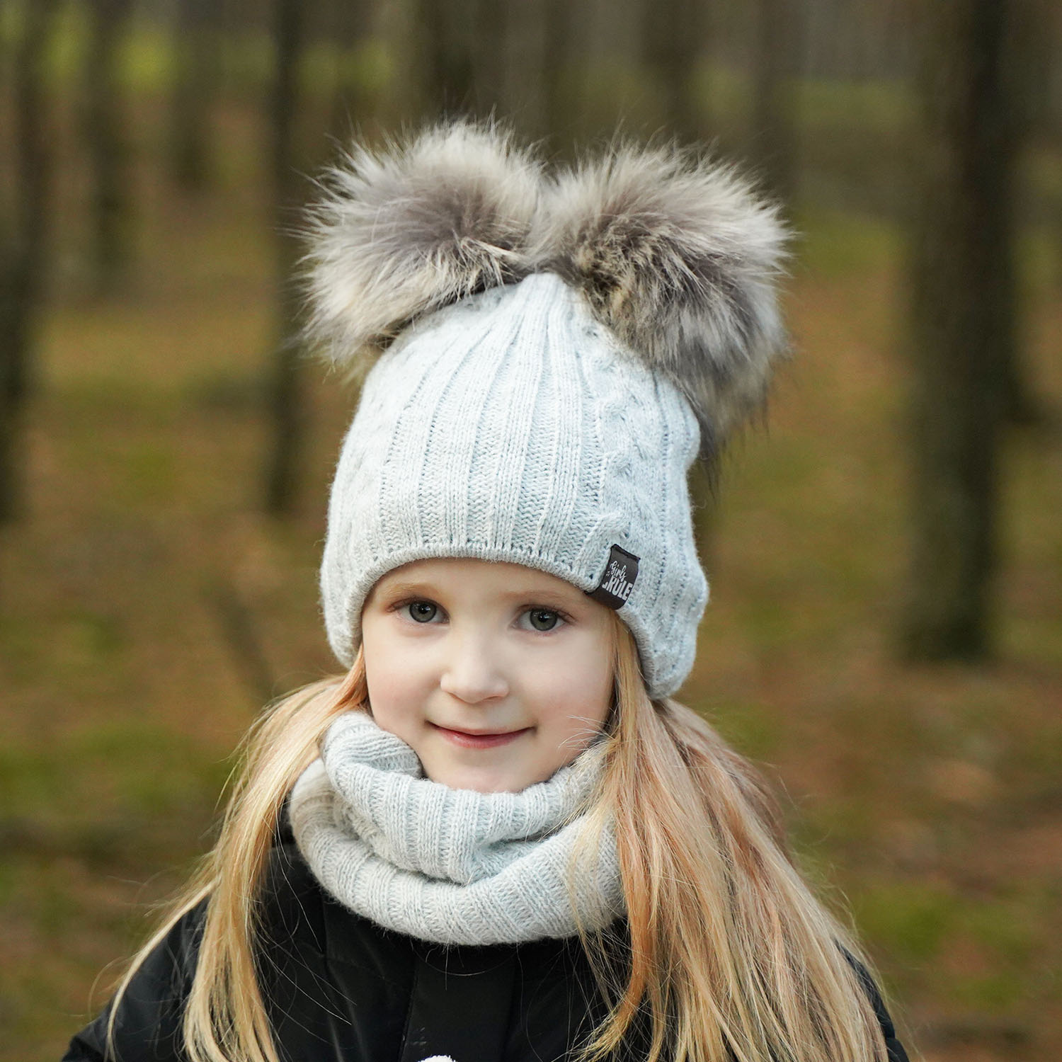 Flicka vinter set: mössa och halsduk, beige, med två pompommar, wiązany Marlen