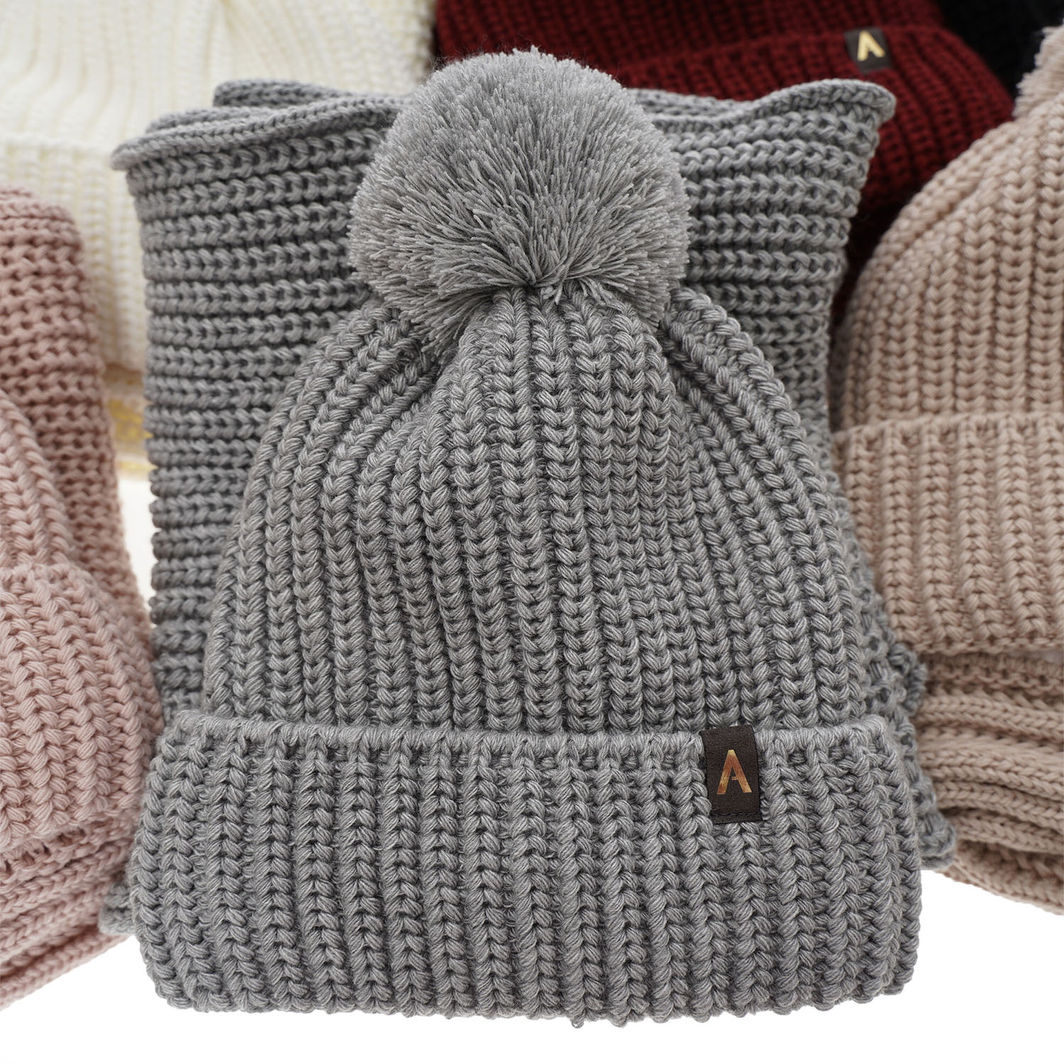 Dam vinter set: mössa och halsduk, rosa, med pompom, Lupita