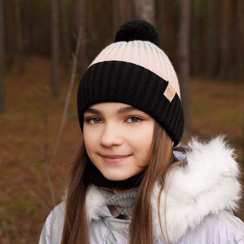 Flicka vinter set: mössa och tubhalsduk, brun, med pompom, Indiana