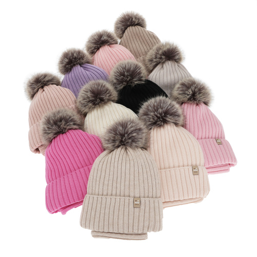 Flicka vinter set: mössa och tubhalsduk, svart, 100% Merino Ull, fodrad med bomull, med pompom, Terida