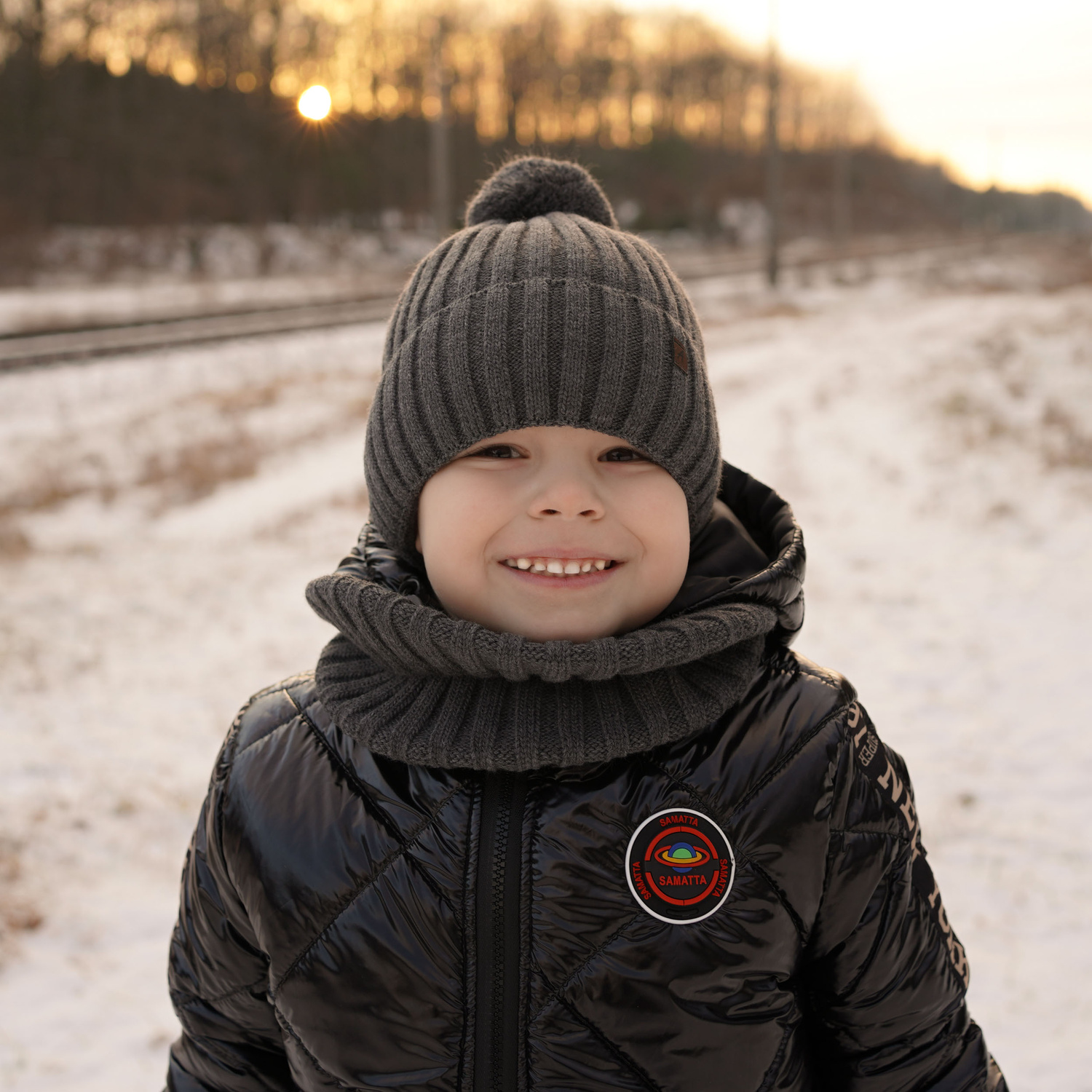 Pojke vinter set: mössa och halsduk, brun, med pompom, Wiliam