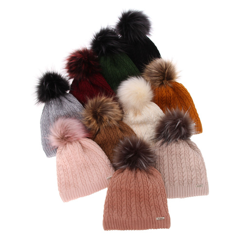 Dam vintermössa, camel, med merinull, med pompom, Satina