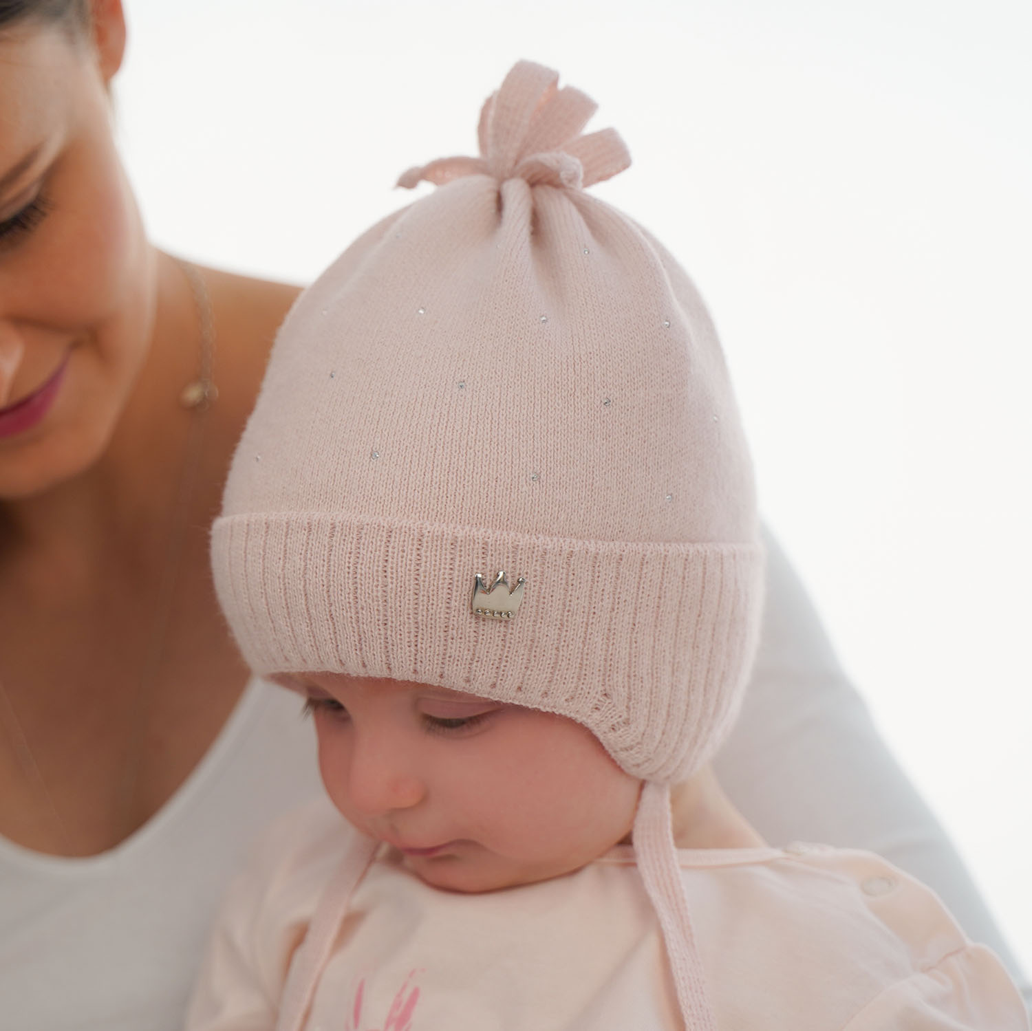 Flicka höst/vår mössa, rosa, med knytband, Oliwka