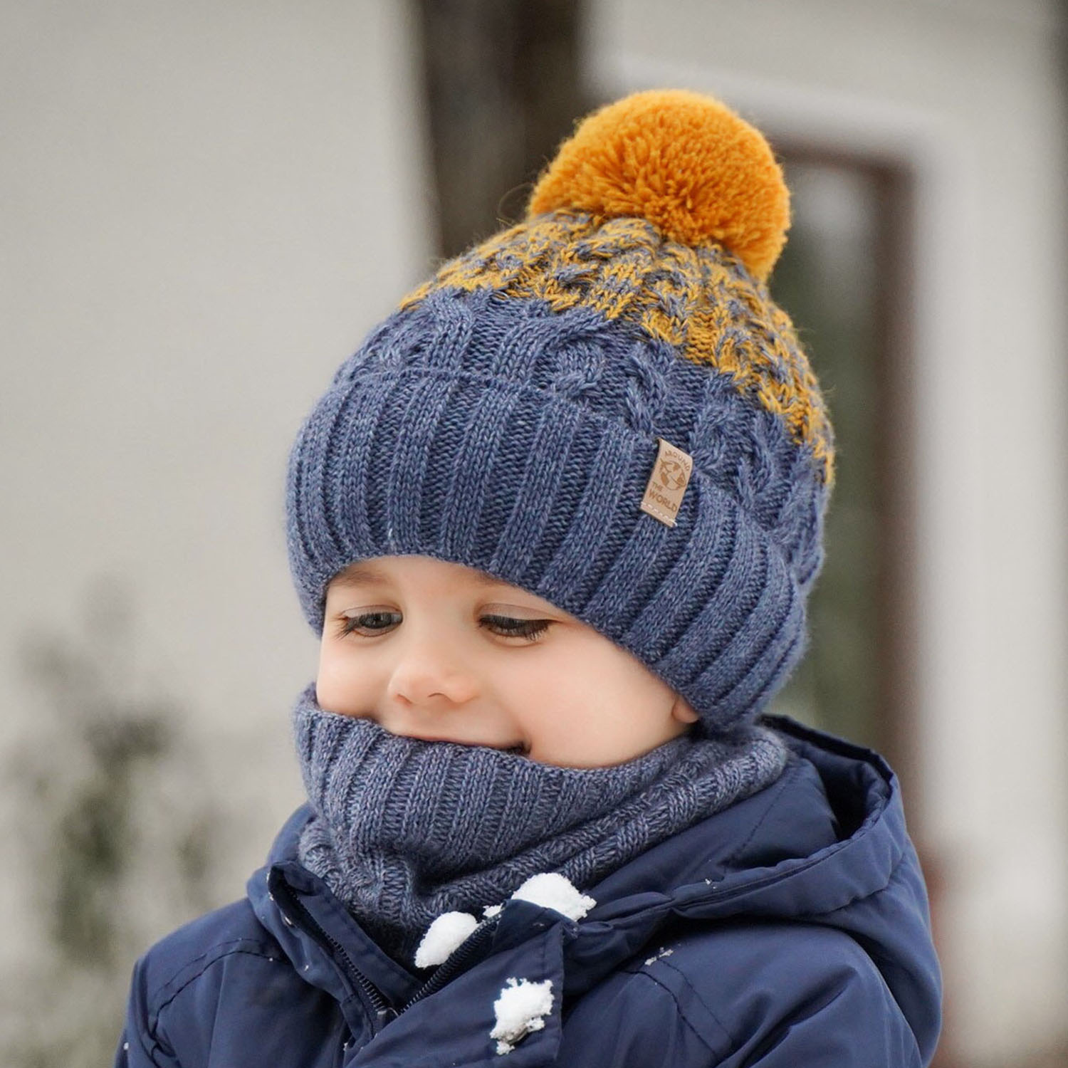 Pojke vinter set: mössa och halsduk, svart, med pompom, Travis