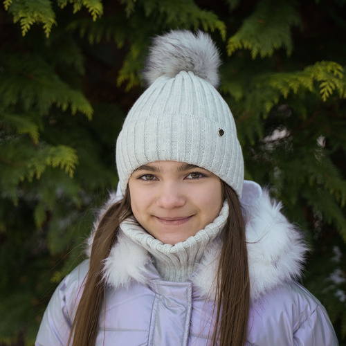 Flicka vinter set: mössa och tubhalsduk, svart, med pompom, Wilma