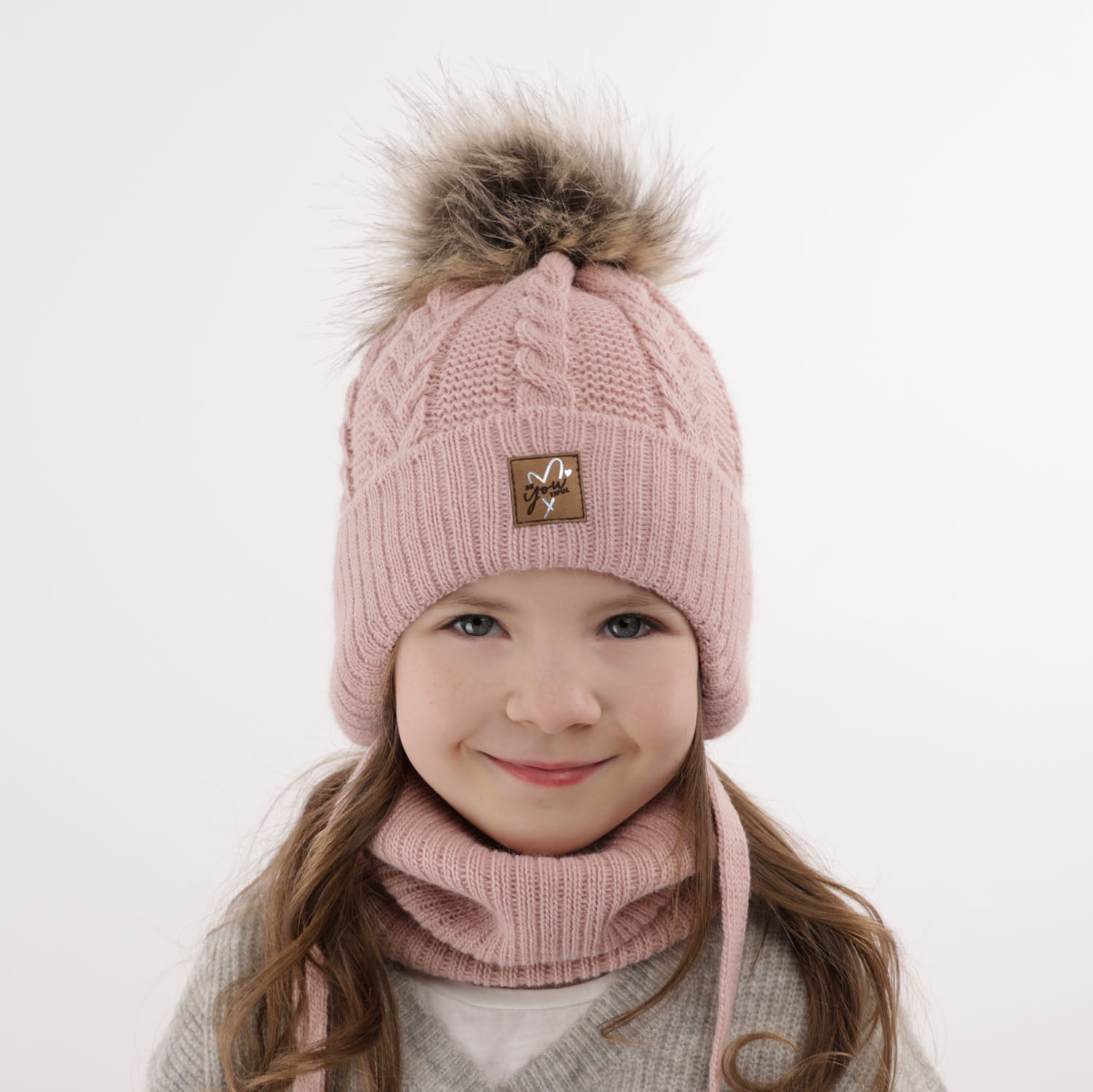 Flicka vinter set: mössa och halsduk, kremowy, med pompom, Finess