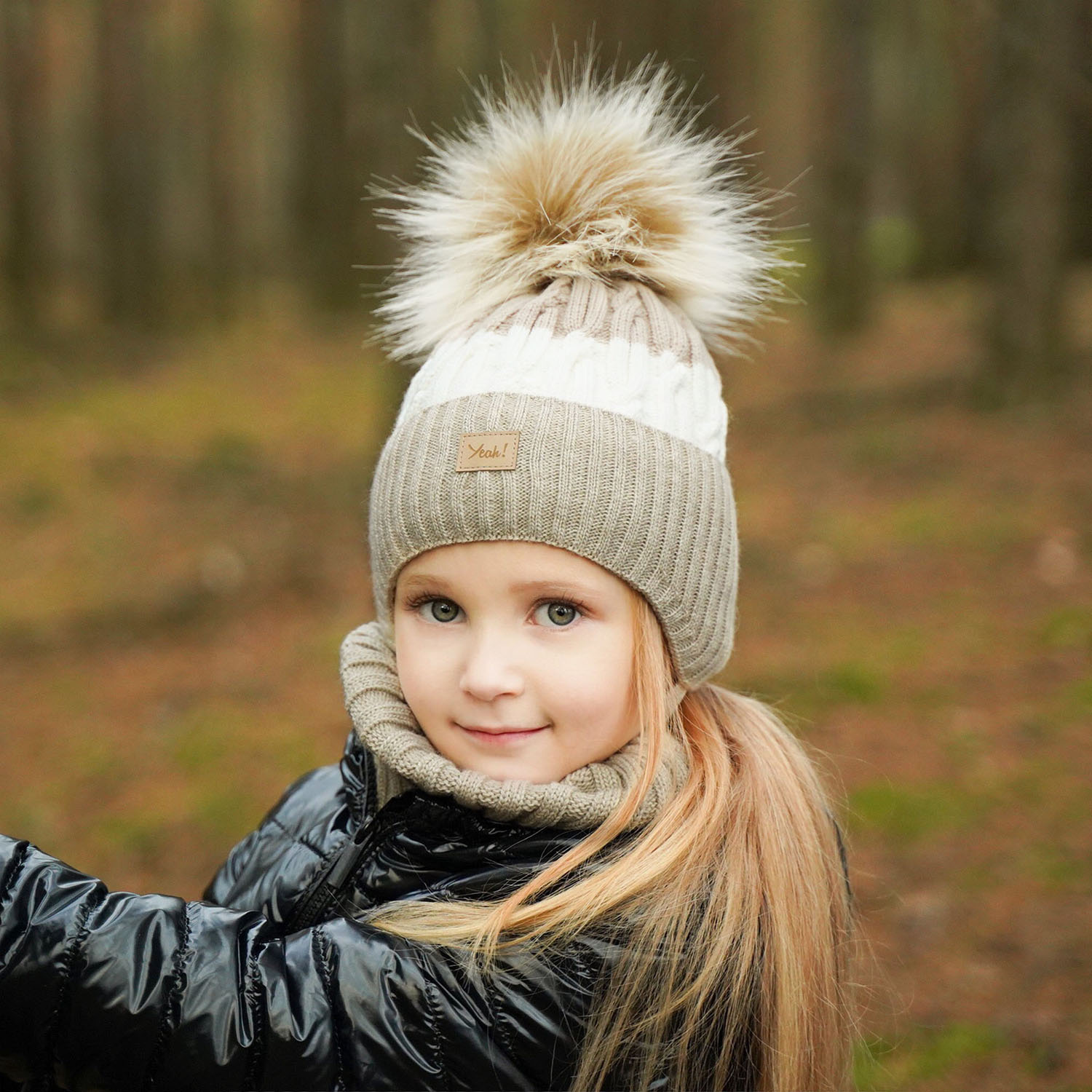 Flicka vinter set: mössa och halsduk, grå, med pompom, Riviera