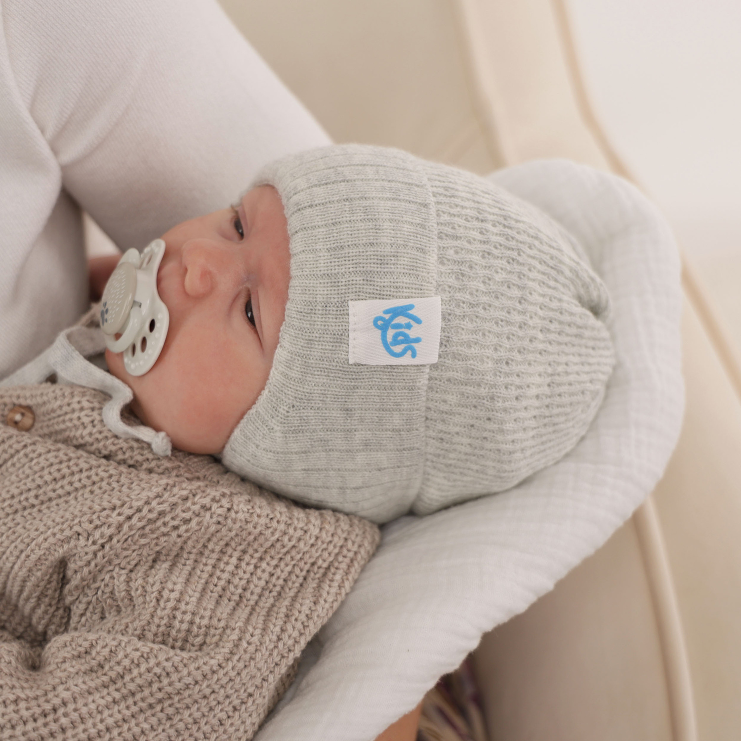 Pojke höst/vår mössa, med knytband, camel, Galvani