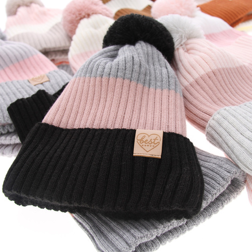Flicka vinter set: mössa och halsduk, svart, med pompom, Indiana