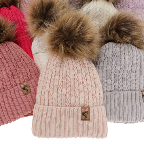 Flicka vinter set: mössa och halsduk, beige, med pompom, Larina