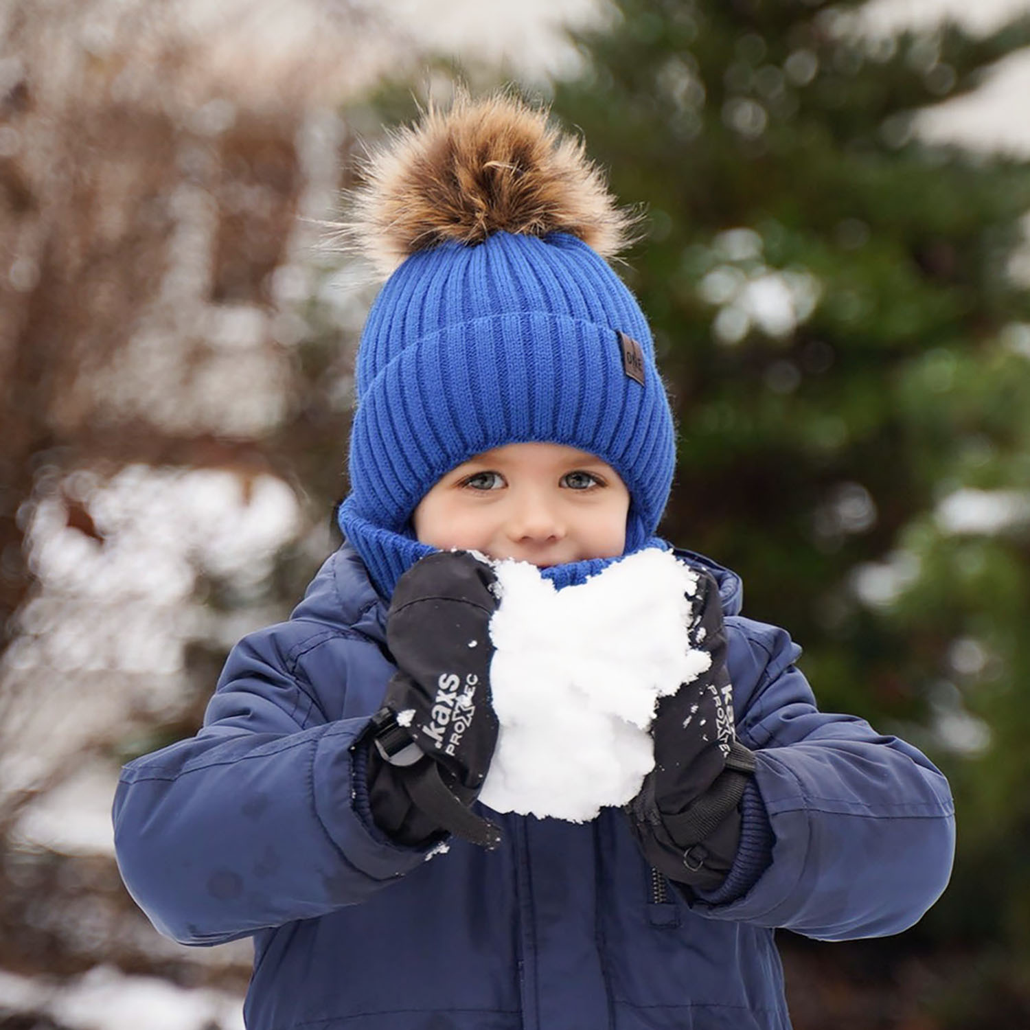 Pojke vinter set: mössa och tubhalsduk, mörkgrå, med pompom, Puzel