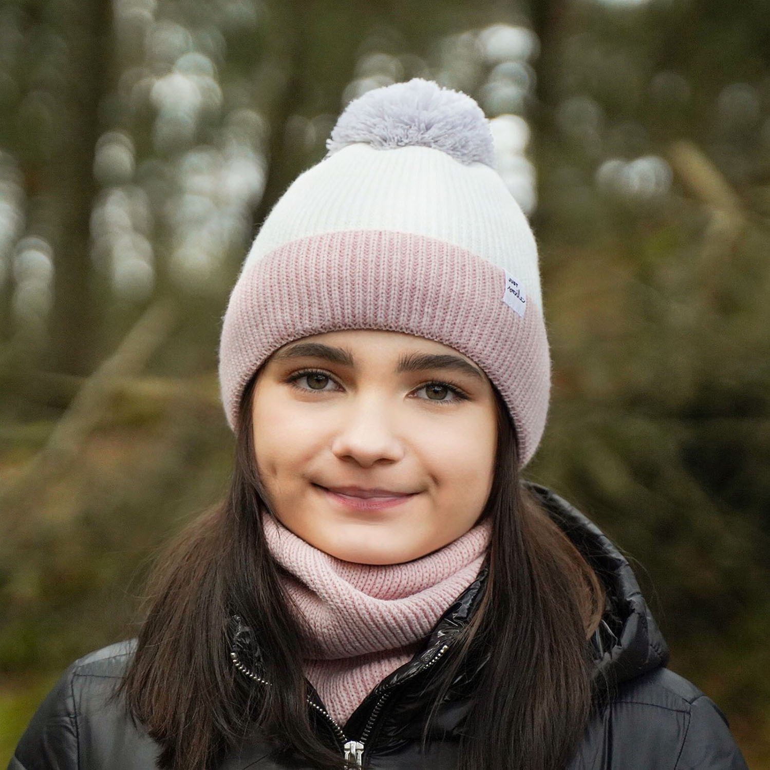 Flicka vinter set: mössa och halsduk, rosa, med pompom, Rosalin