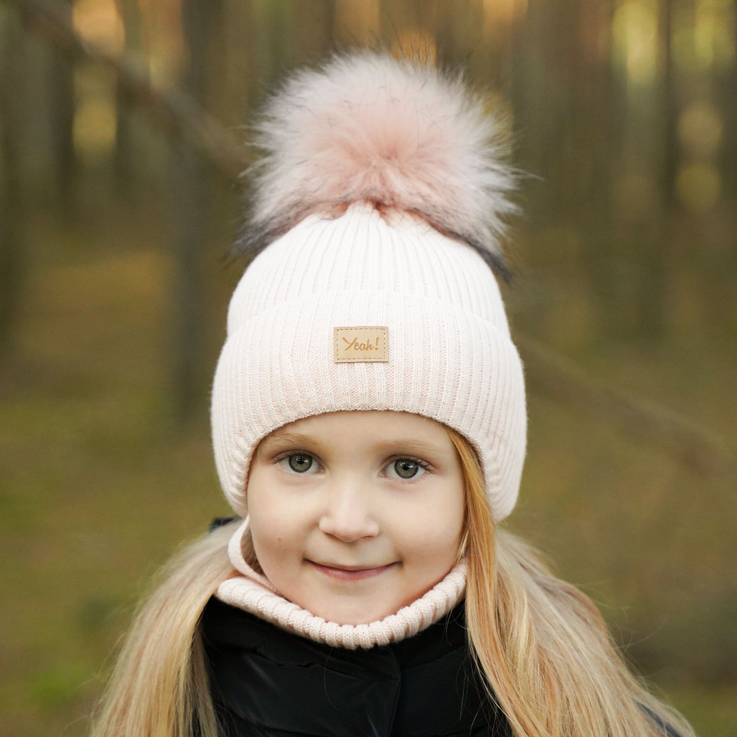 Flicka vinter set: mössa och tubhalsduk, rosa, med pompom, Dilajla