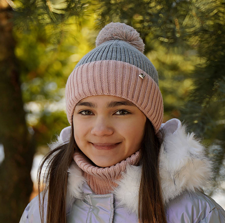Flicka vinter set: mössa och tubhalsduk, rosa, med pompom, Kolumbina