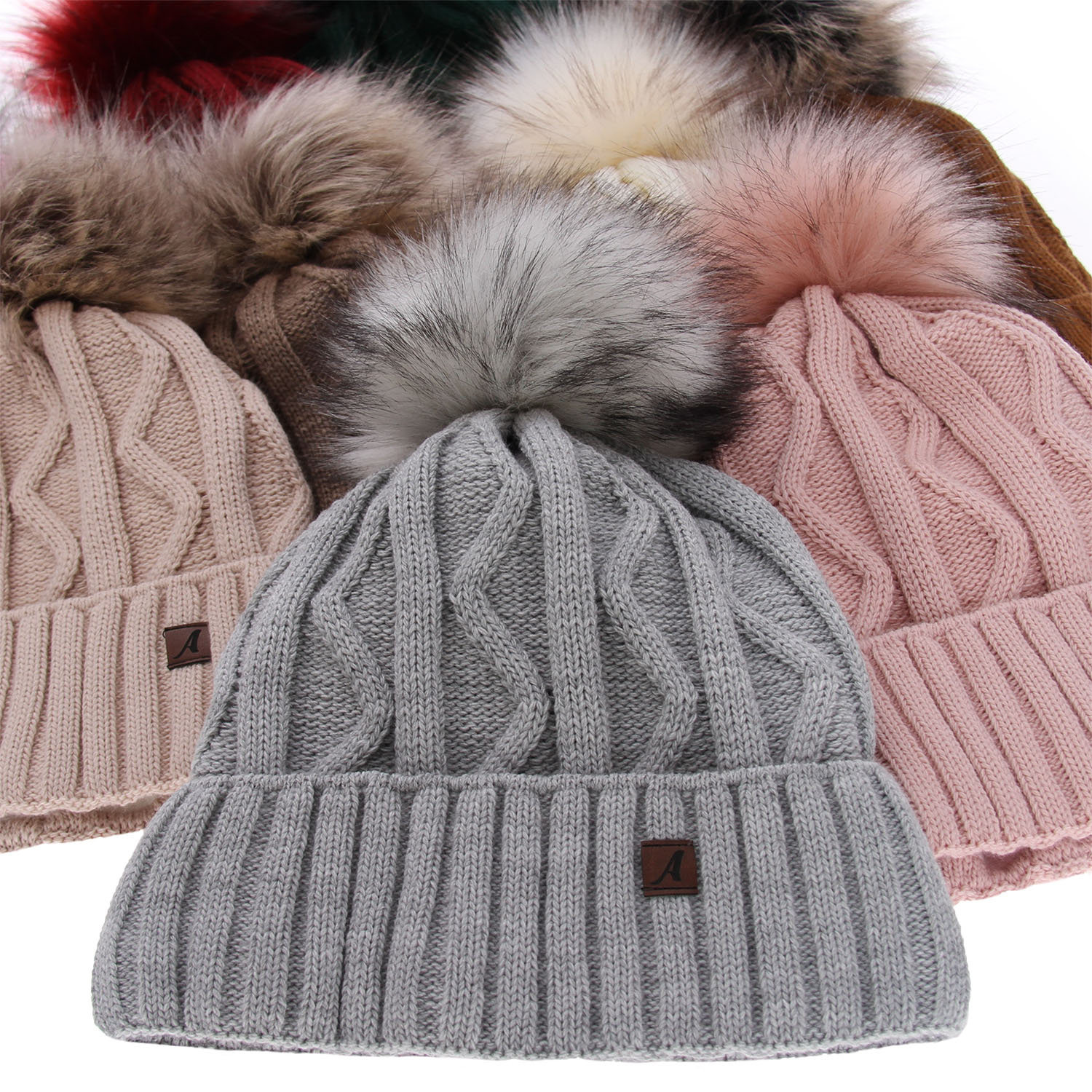 Dam vintermössa, rosa, med pompom, Renika