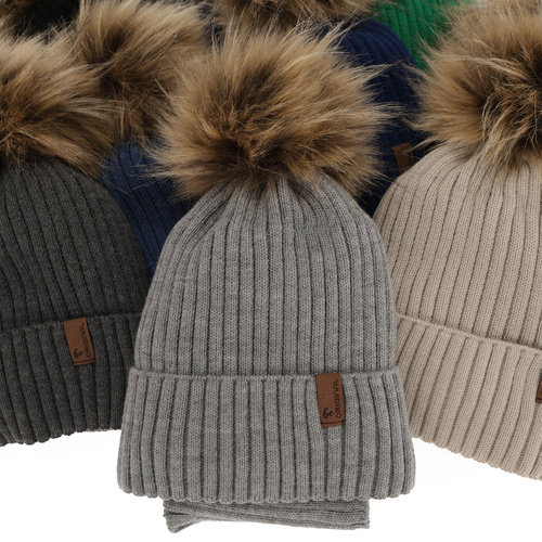 Pojke vinter set: mössa och halsduk, ljusgrå, med pompom, Onyks