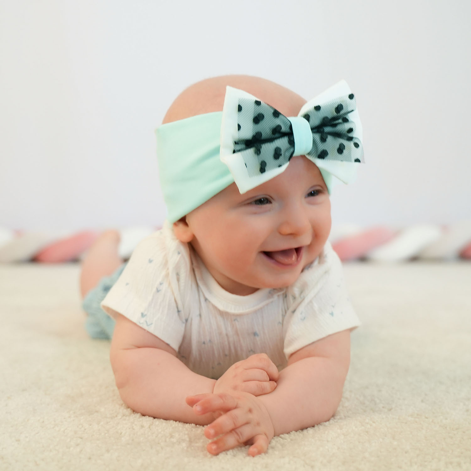 Flicka höst/vår pannband, krämfärgad, fodrad med bomull, med knytband, Celinka