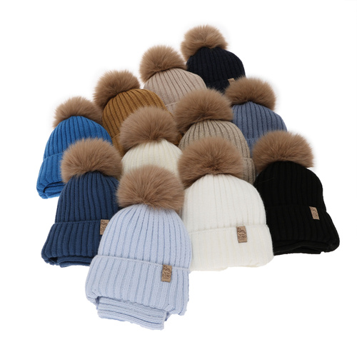 Pojke vinter set: mössa och tubhalsduk, camel, med pompom, Bagil