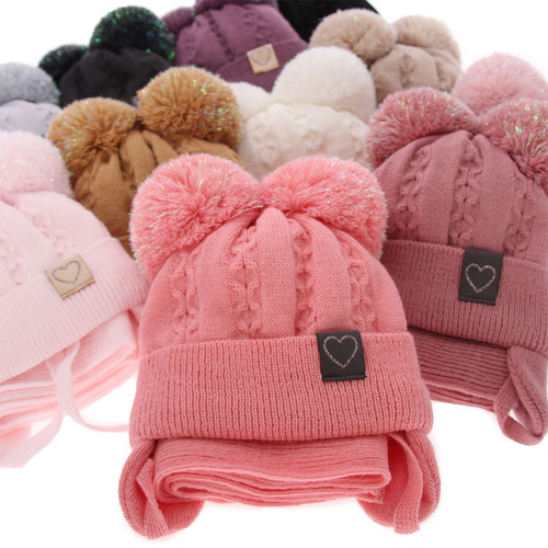 Flicka vinter set: mössa och halsduk, svart, med två pompommar, Rozi