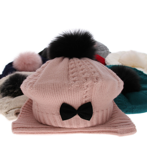 Flicka vinter set: basker och tubhalsduk, rosa, med pompom, Amora