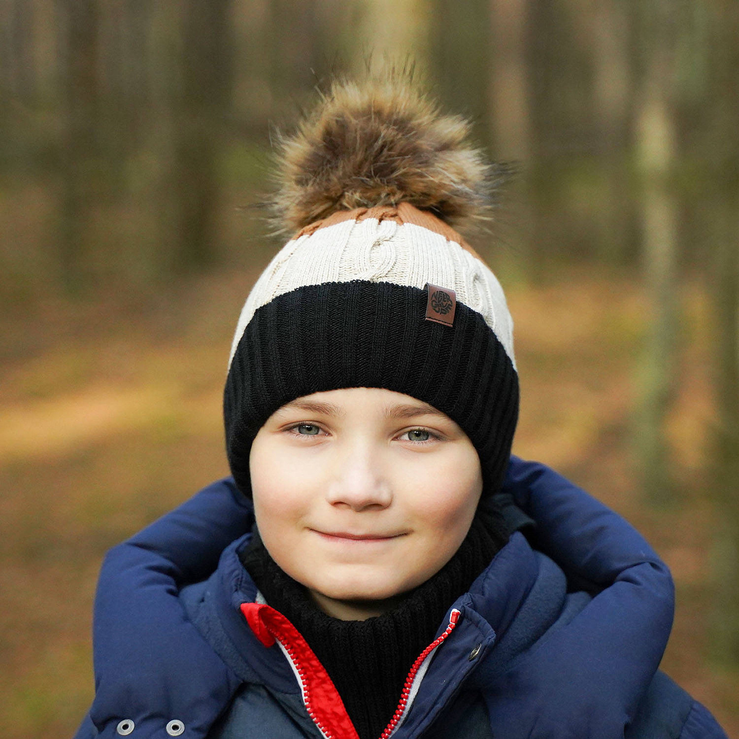 Pojke vinter set: mössa och tubhalsduk, blå, med pompom, Karmel