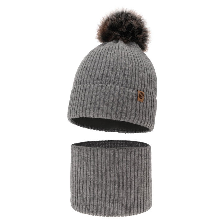 Pojke vinter set: mössa och halsduk, ljusgrå, med pompom, Wizar