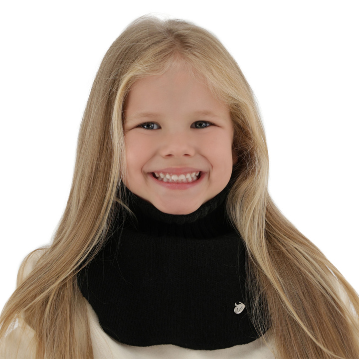 Flicka vintermössa, svart, Pixi